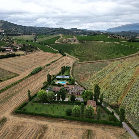 Casa Vacanze Vecchio Granaio Magione Eksteriør billede