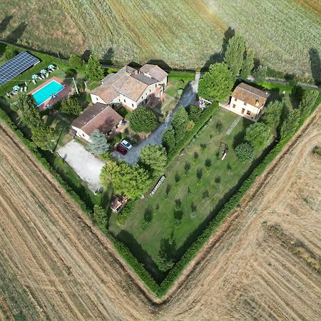 Casa Vacanze Vecchio Granaio Magione Eksteriør billede