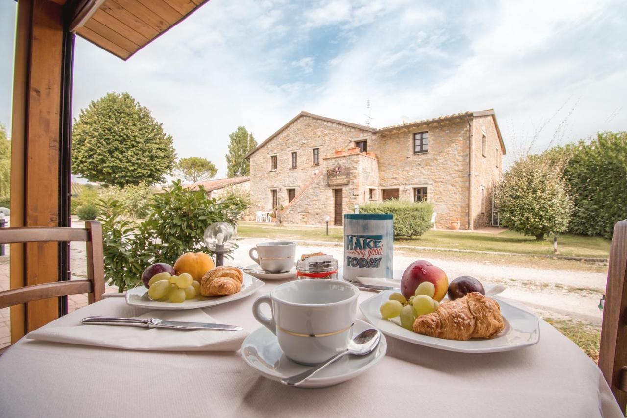 Casa Vacanze Vecchio Granaio Magione Eksteriør billede