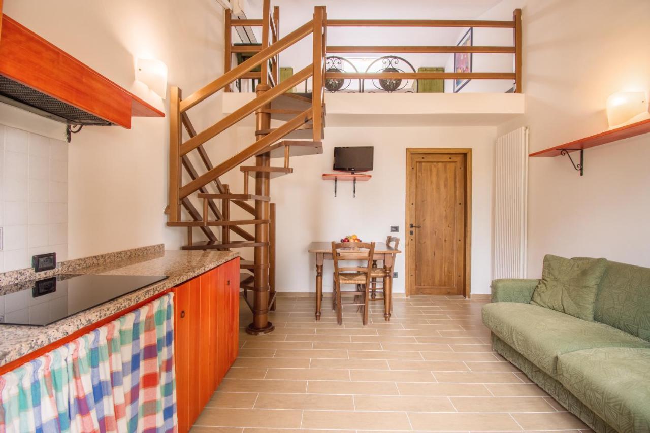 Casa Vacanze Vecchio Granaio Magione Eksteriør billede