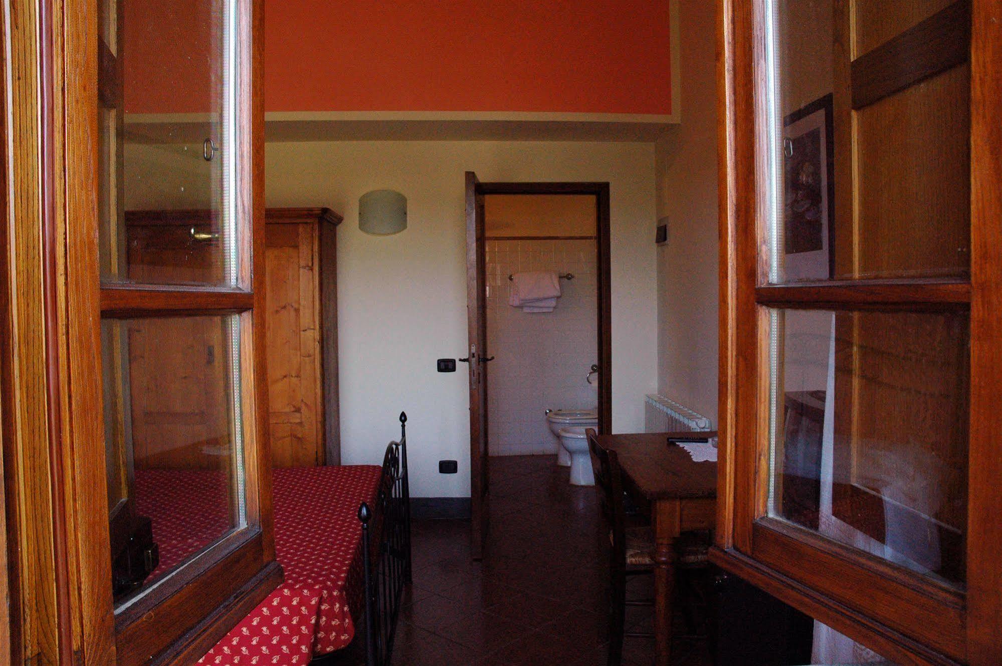 Casa Vacanze Vecchio Granaio Magione Eksteriør billede